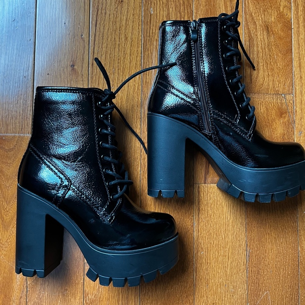 Black platform heel lace up ankle boots